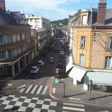 Charleville-Mezieres Hyper Centre : Appartement Charleville-Mezieres